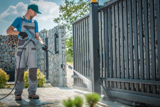 Animal Enclosure Cleaning in Dillsboro, IN